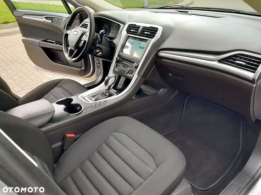 Ford Mondeo - 14