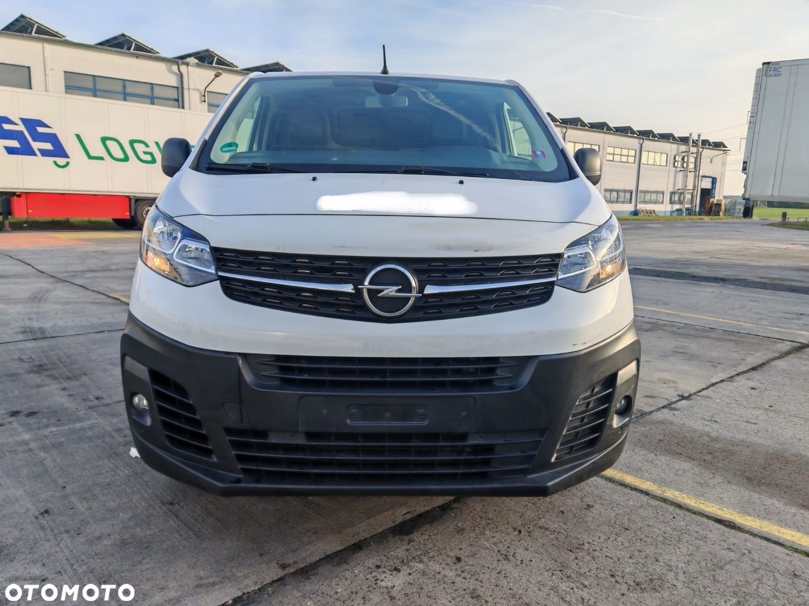 Opel Vivaro - 1