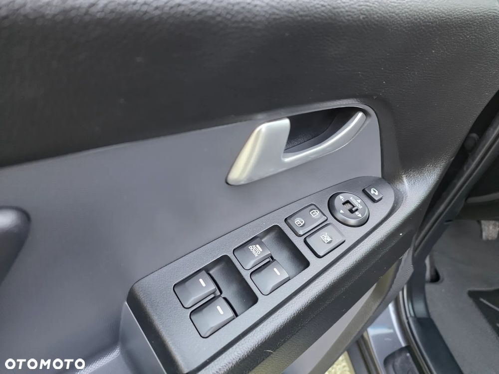 Kia Sportage - 11