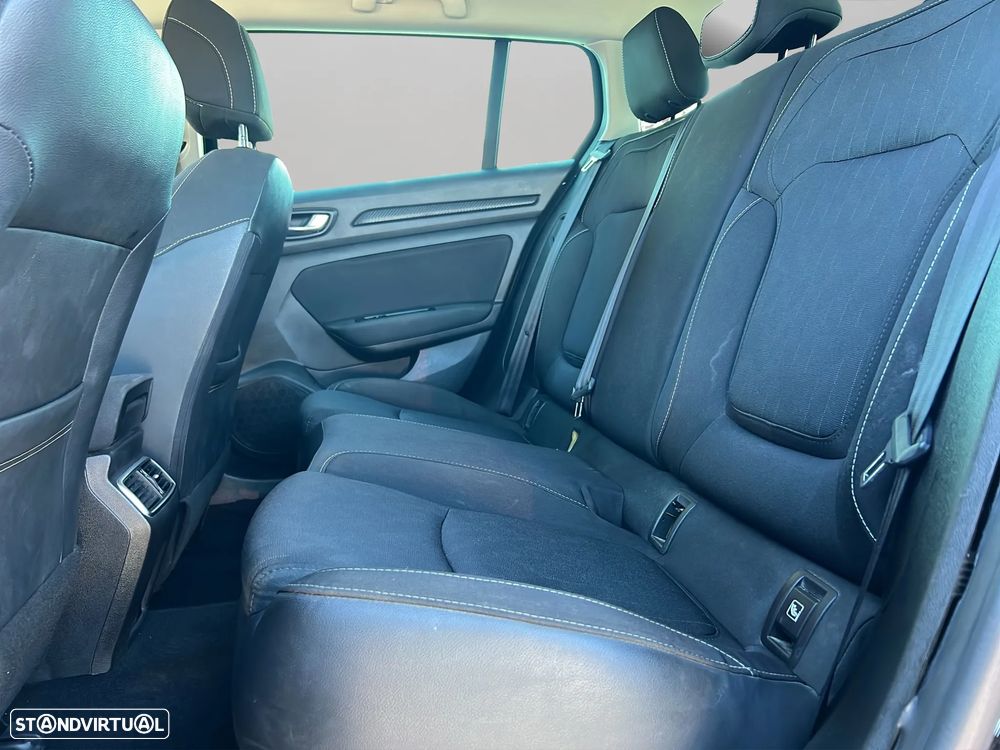 Renault Mégane Sport Tourer 1.5 Blue dCi Limited - 13