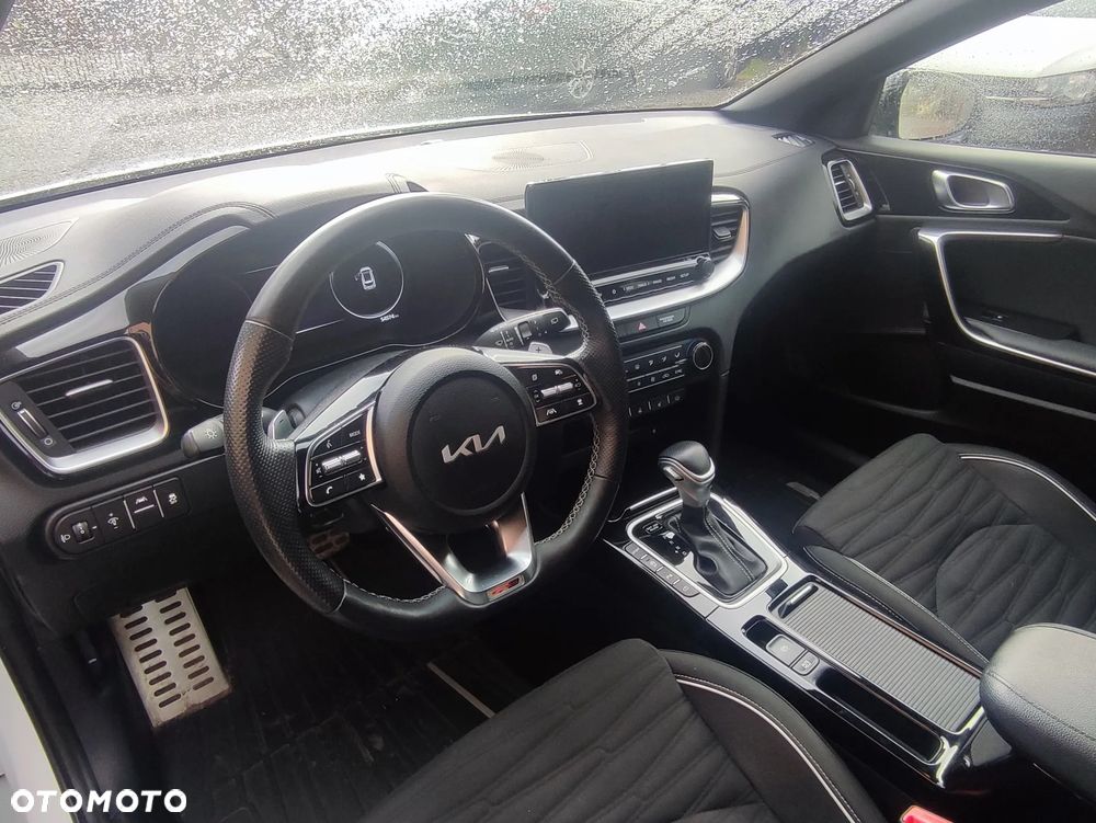 Kia Ceed 1.5 T-GDI GT-Line DCT - 14