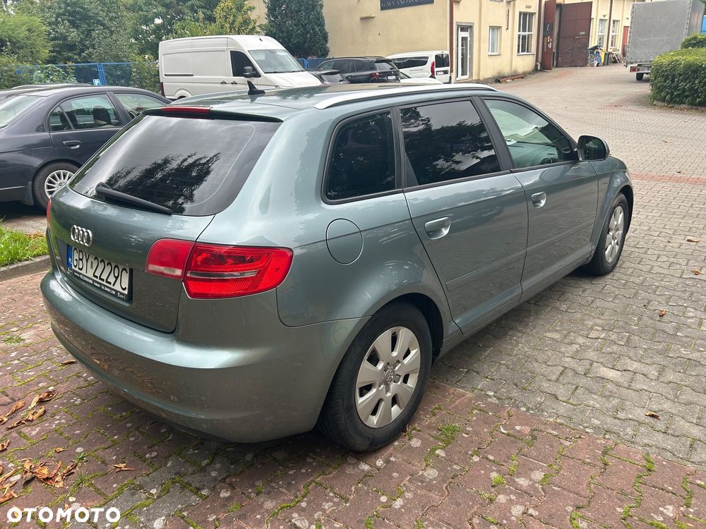 Audi A3 Sportback - 3