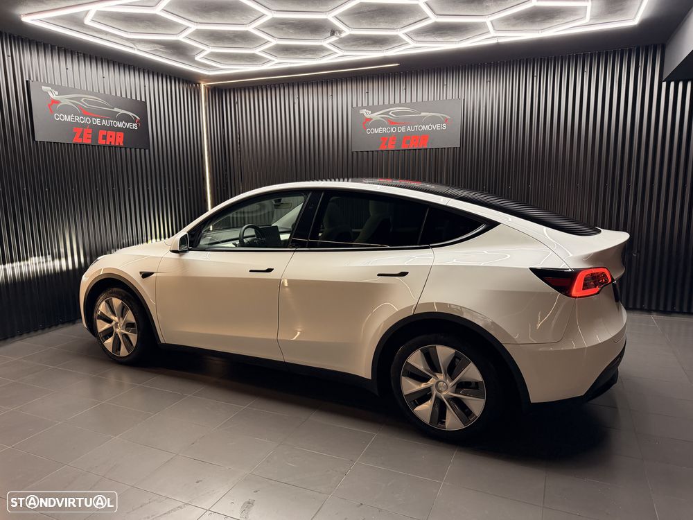 Tesla Model Y RWD - 7