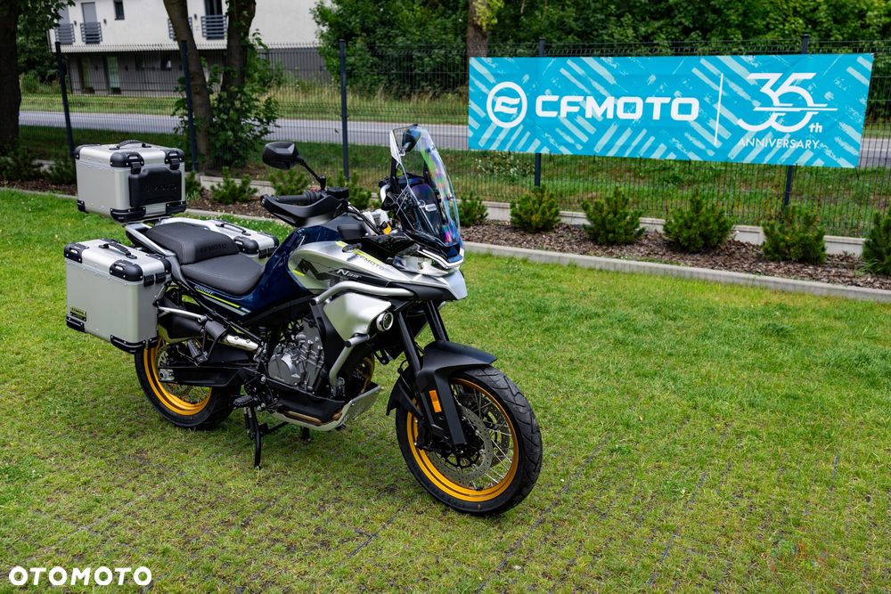 CFMoto MT - 3