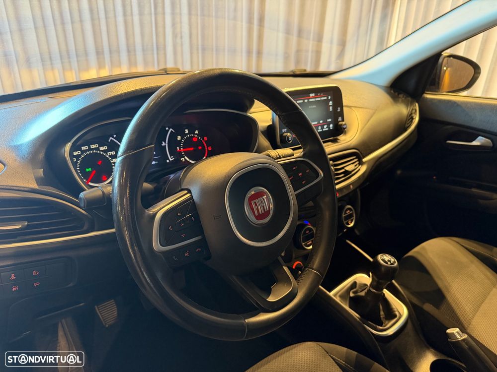 Fiat Tipo Station Wagon 1.3 M-Jet Lounge J17 - 20