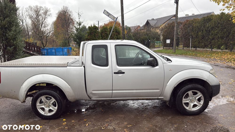 Nissan Navara 2.5 D FE - 6