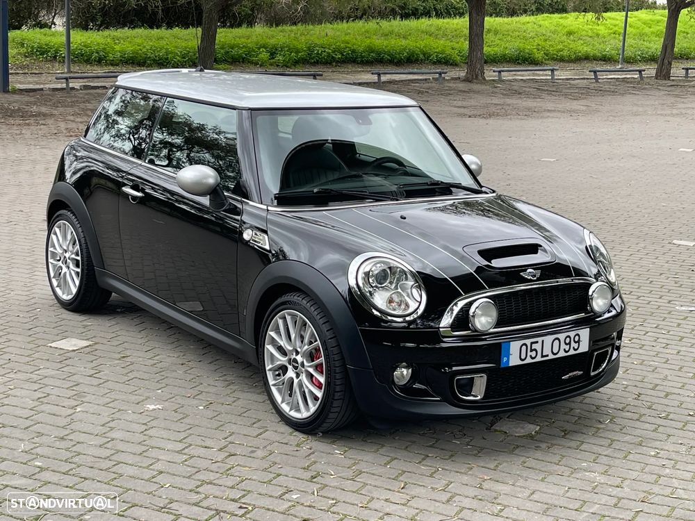 MINI 3 Portas John Cooper Works - 8