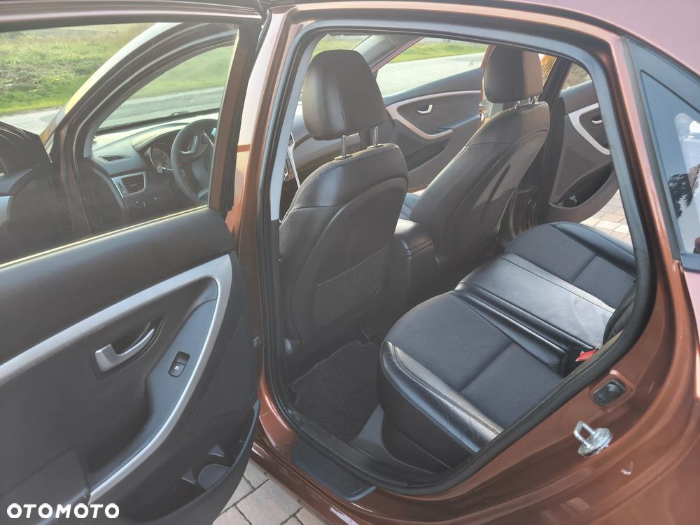 Hyundai i30 1.4 Intro Edition - 12