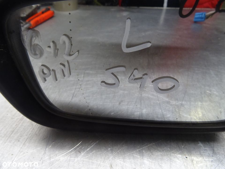VOLVO S40 II 04-07 SEDAN 1.8 LUSTERKO BOCZNE LEWE 8 PIN 426-26 - 8