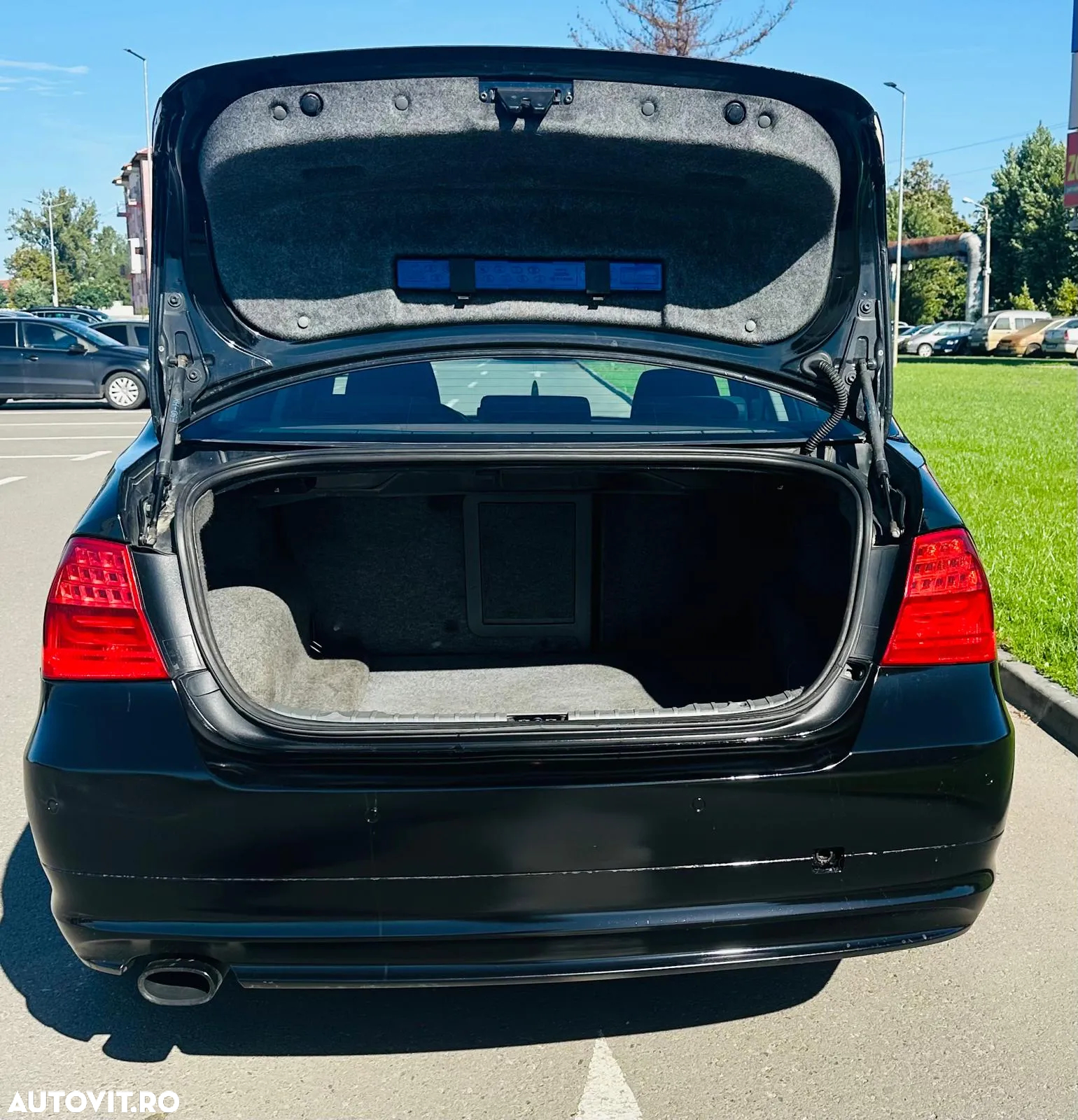 BMW Seria 3 - 16