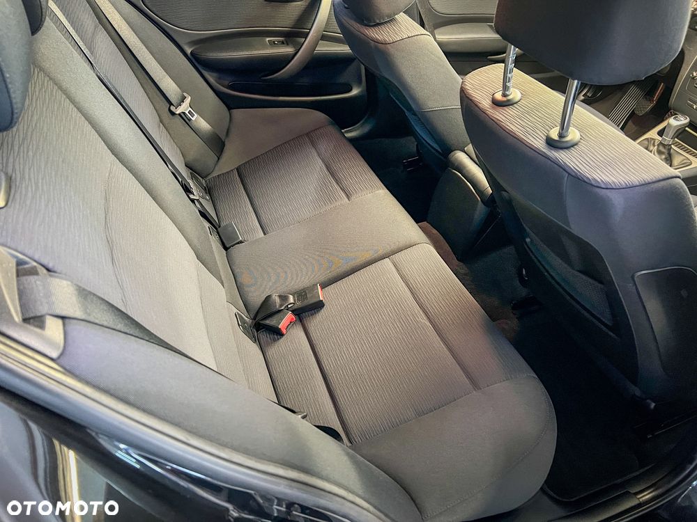 BMW Seria 1 116d - 7