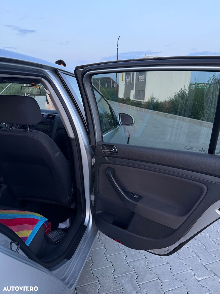 Volkswagen Golf 1.9 TDI Comfortline - 21