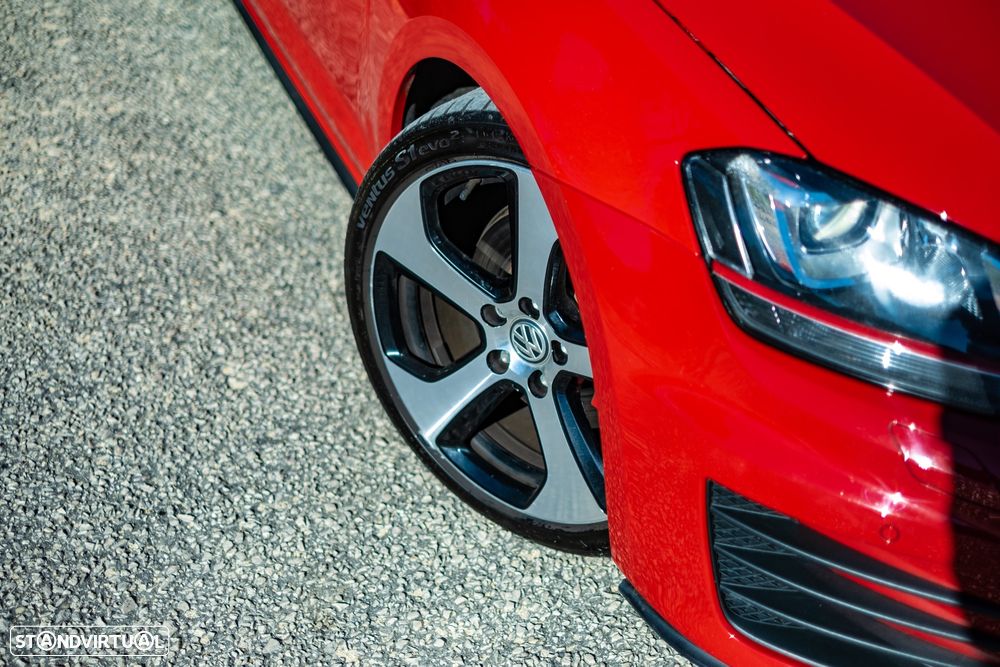 VW Golf 2.0 TSi GTi - 4