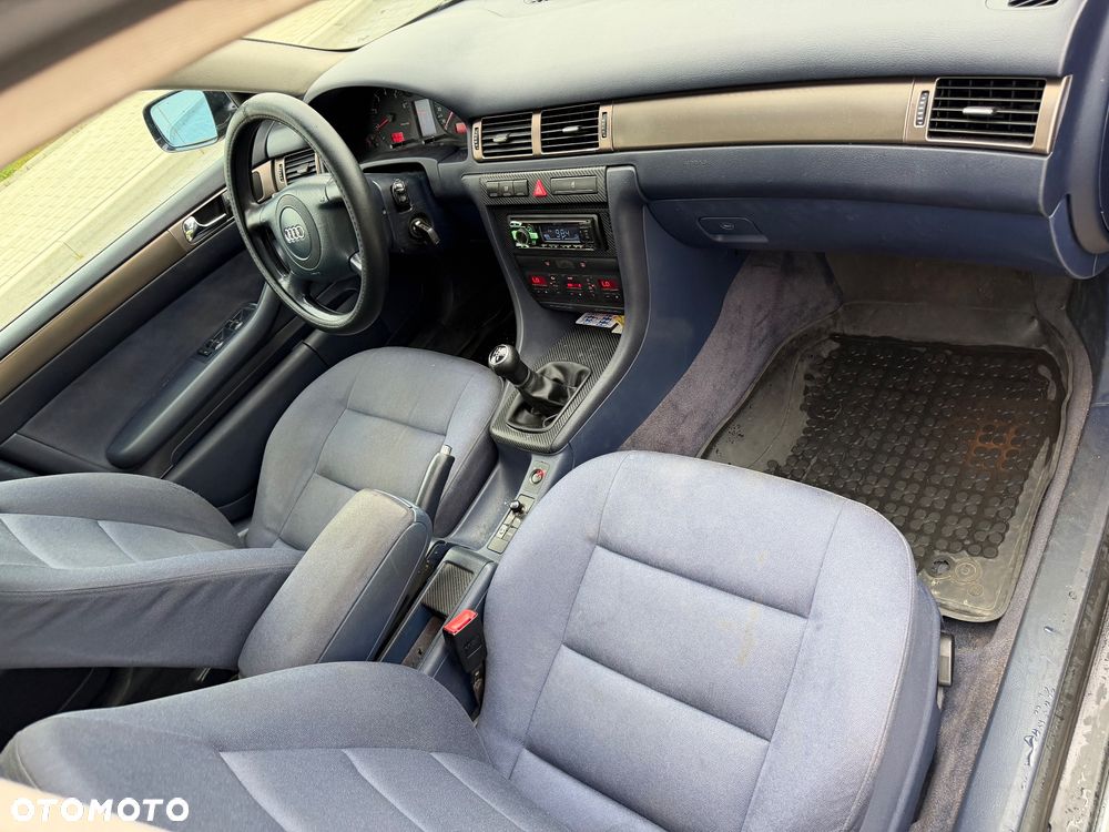 Audi A6 Avant - 20
