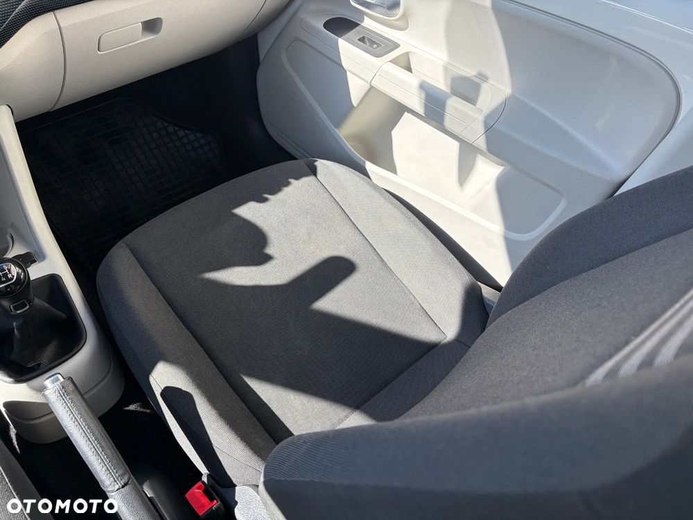 Volkswagen up! 1.0 move - 21