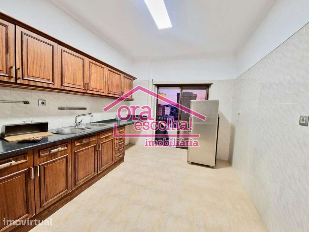 Apartamento T2 com 92 m2 de área bruta no Centro das Paivas! - Grande imagem: 2/11