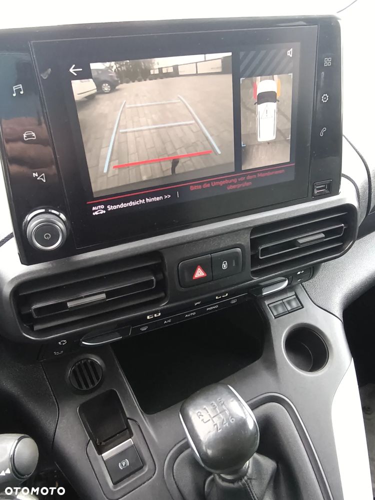 Citroën Berlingo XL BlueHDi 130 SHINE - 28