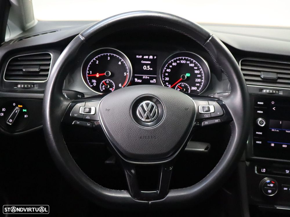 VW Golf Variant 1.6 TDi Confortline DSG - 11
