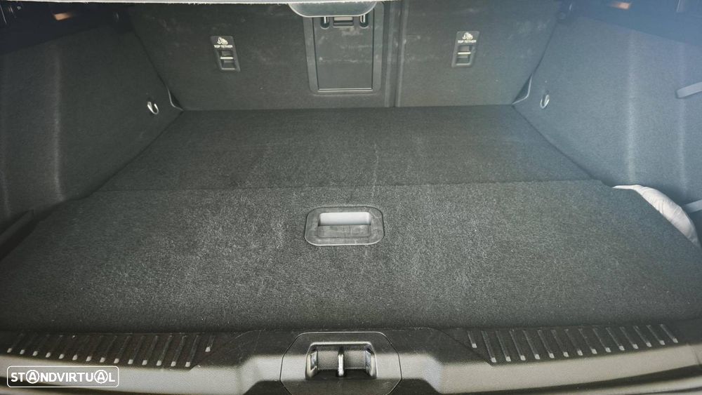 Ford Focus SW 1.0 EcoBoost MHEV ST-Line - 29