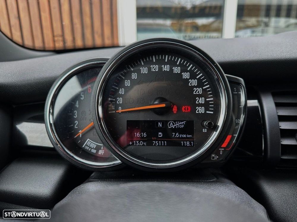 MINI 3 Portas Cooper D - 17