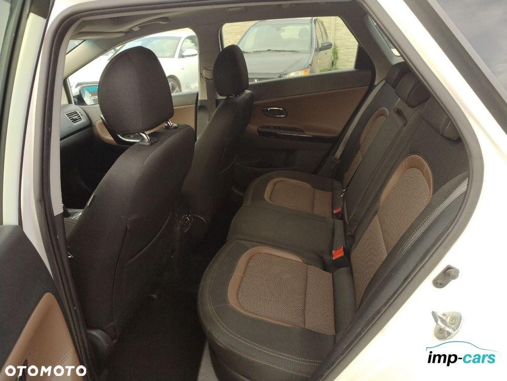 Kia Ceed - 17