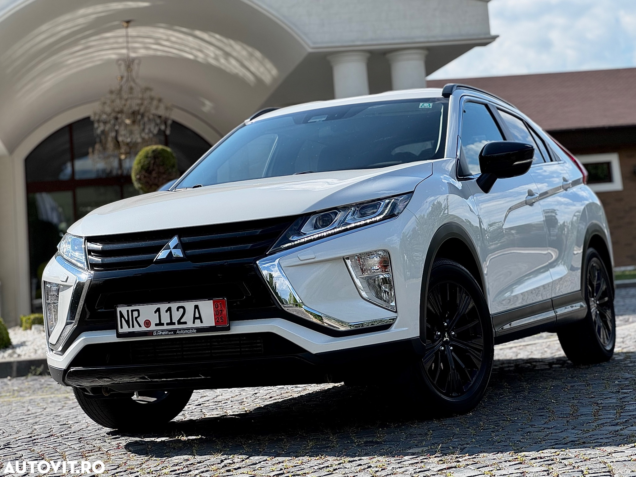 Mitsubishi Eclipse-Cross - 40