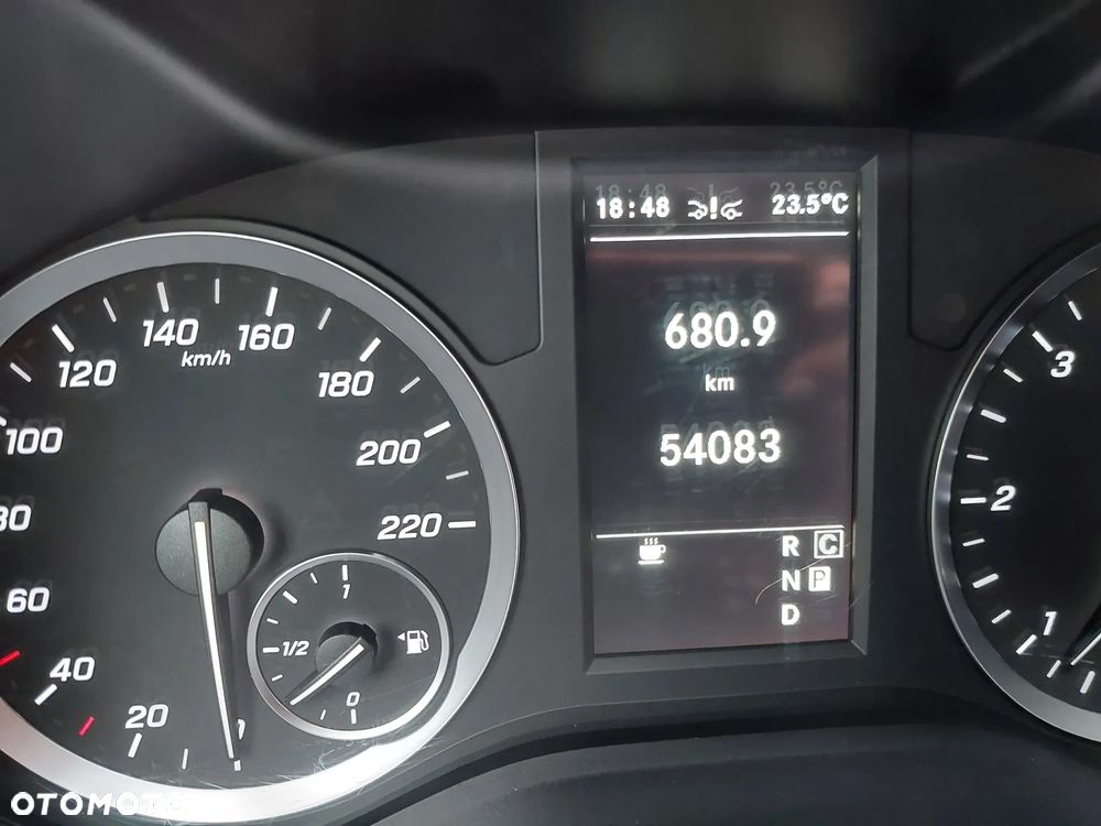 Mercedes-Benz Vito - 18
