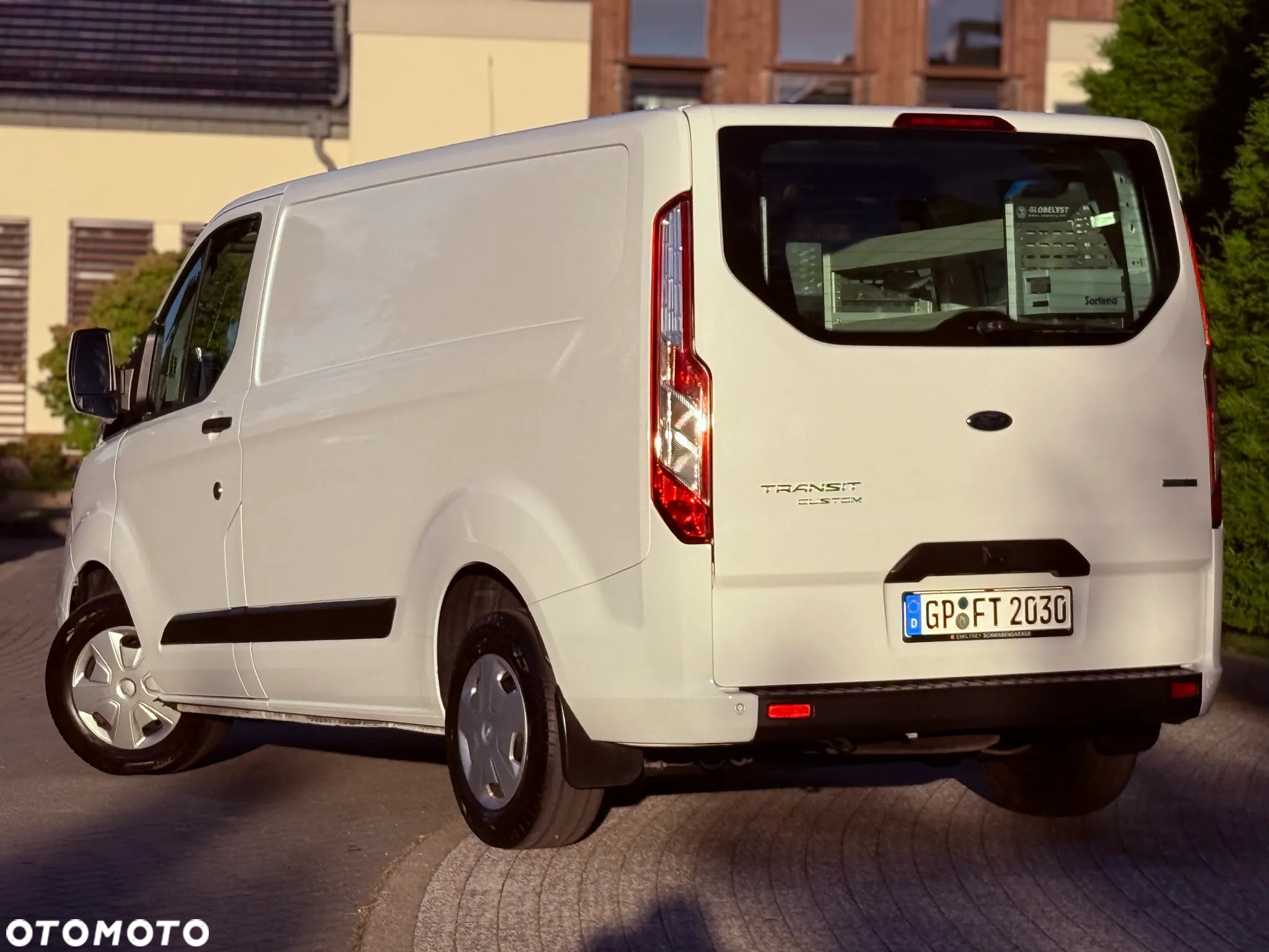 Ford Transit Custom - 12