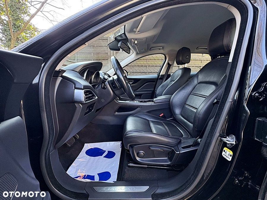 Jaguar F-Pace 20d AWD Prestige - 15