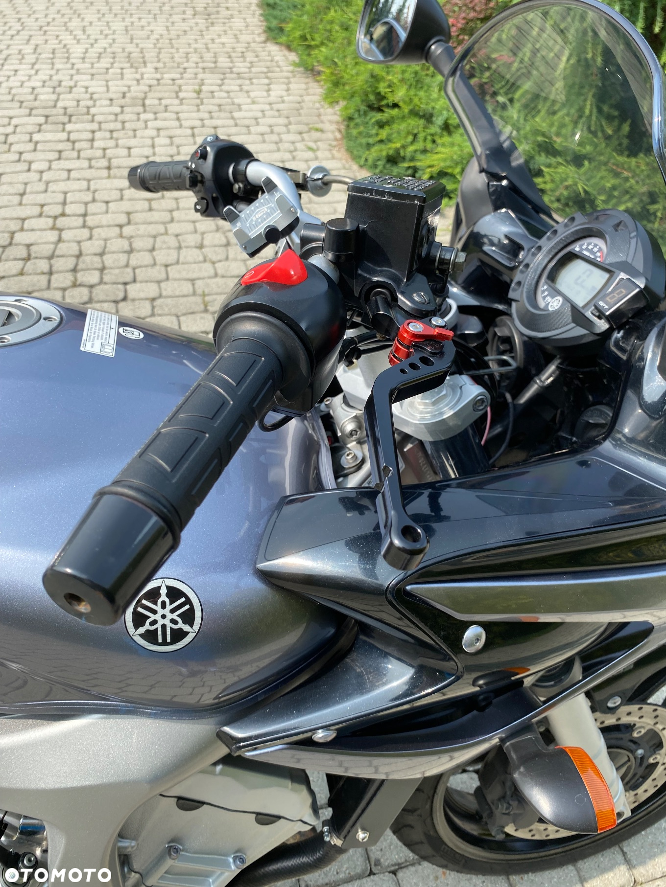 Yamaha FZ6 - 14