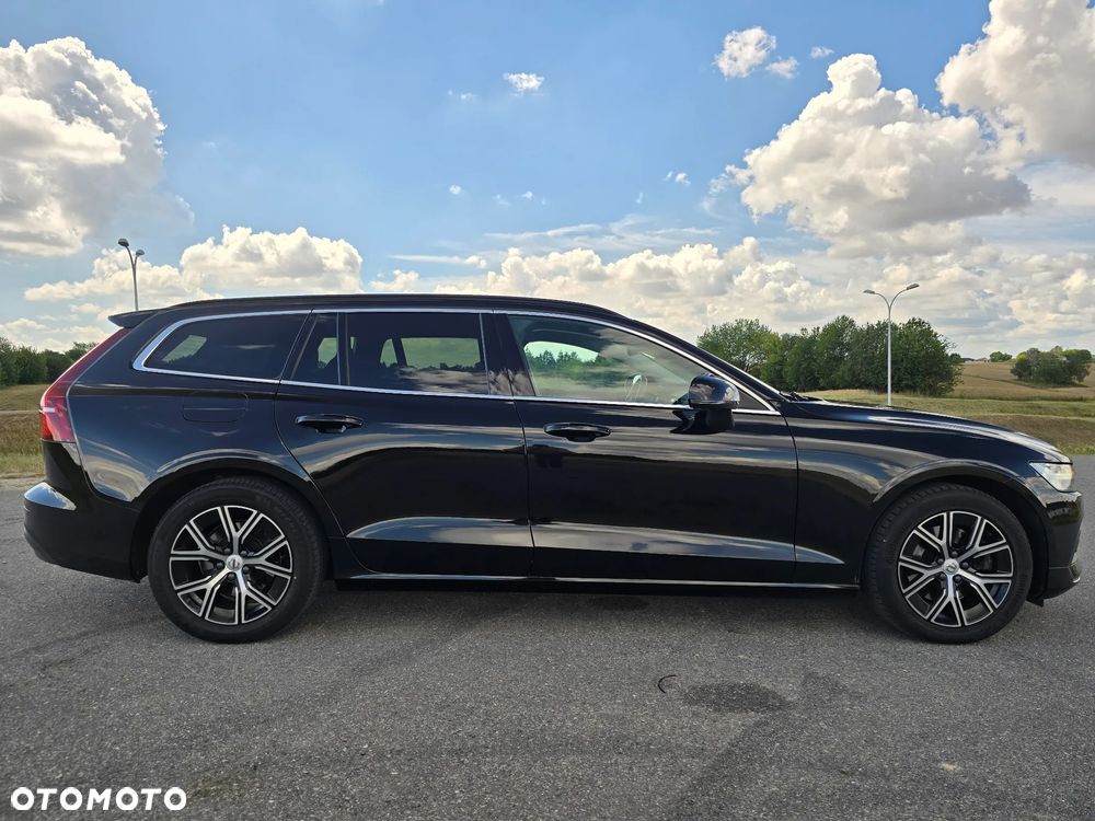 Volvo V60 B4 D Core - 11
