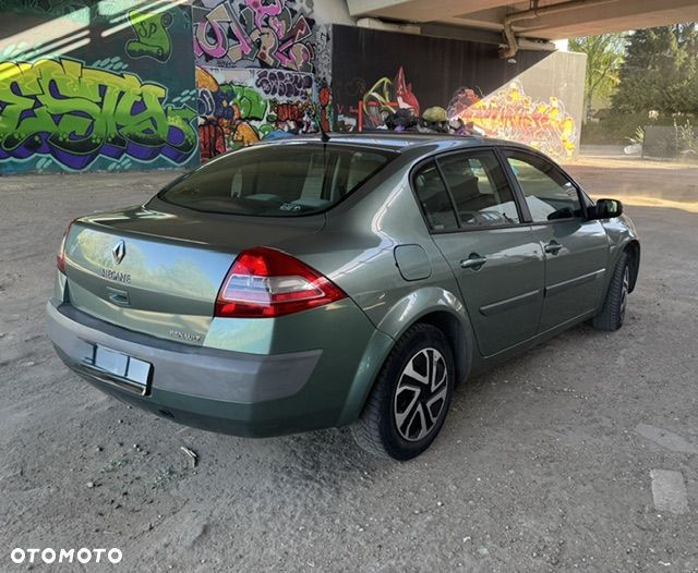 Renault Megane 1.6 16V Authentique - 3