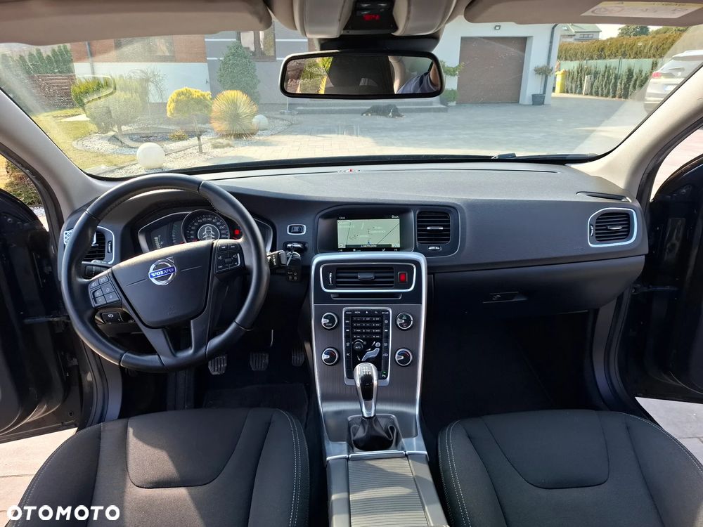 Volvo S60 D2 Momentum - 13