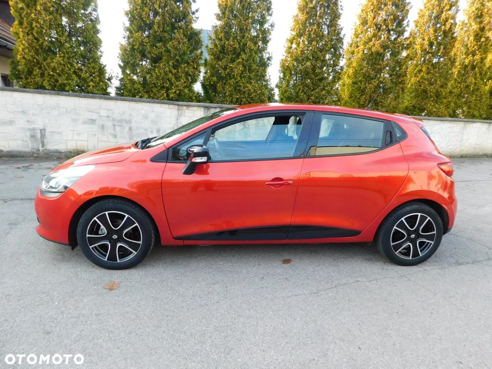 Renault Clio 1.2 16V 75 LIMITED - 5