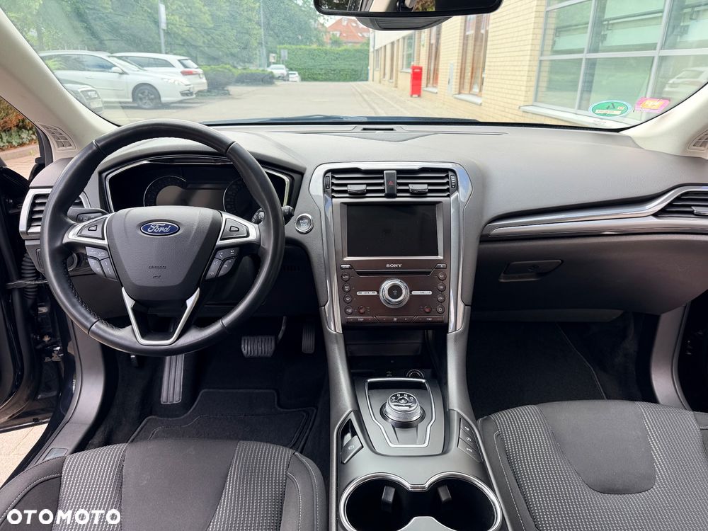 Ford Mondeo - 22