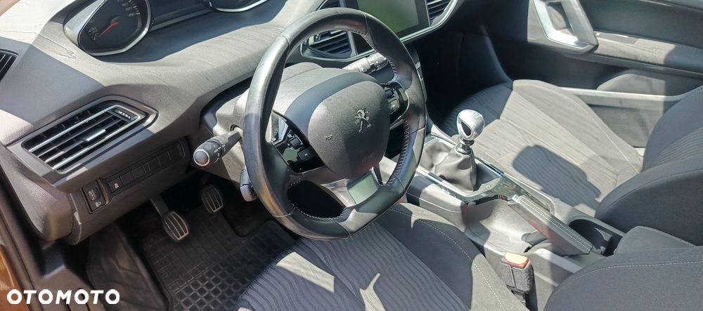 Peugeot 308 1.6 THP Active - 7