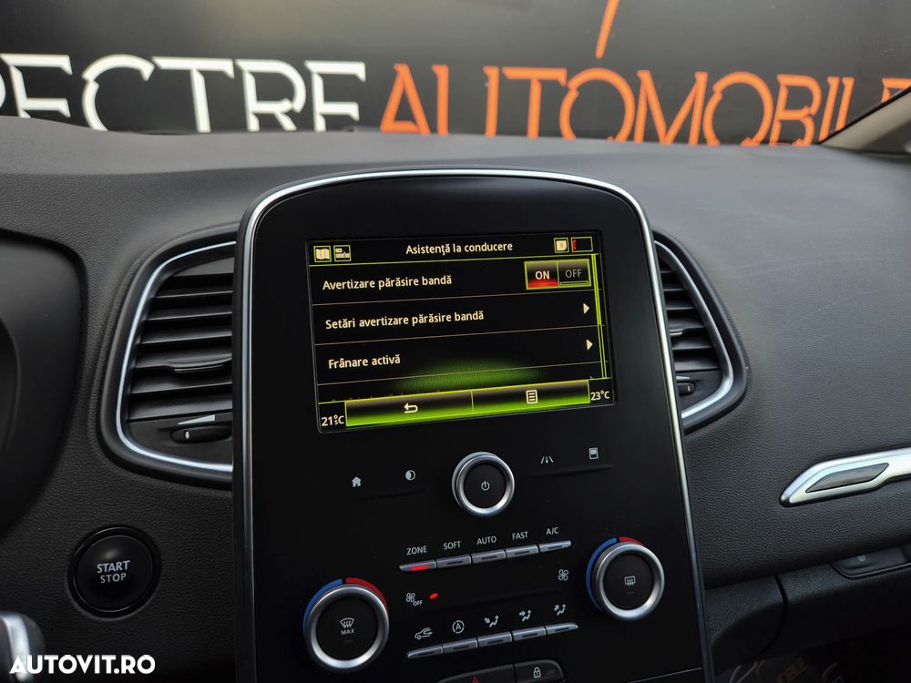 Renault Grand Scenic ENERGY TCe 140 LIMITED - 29