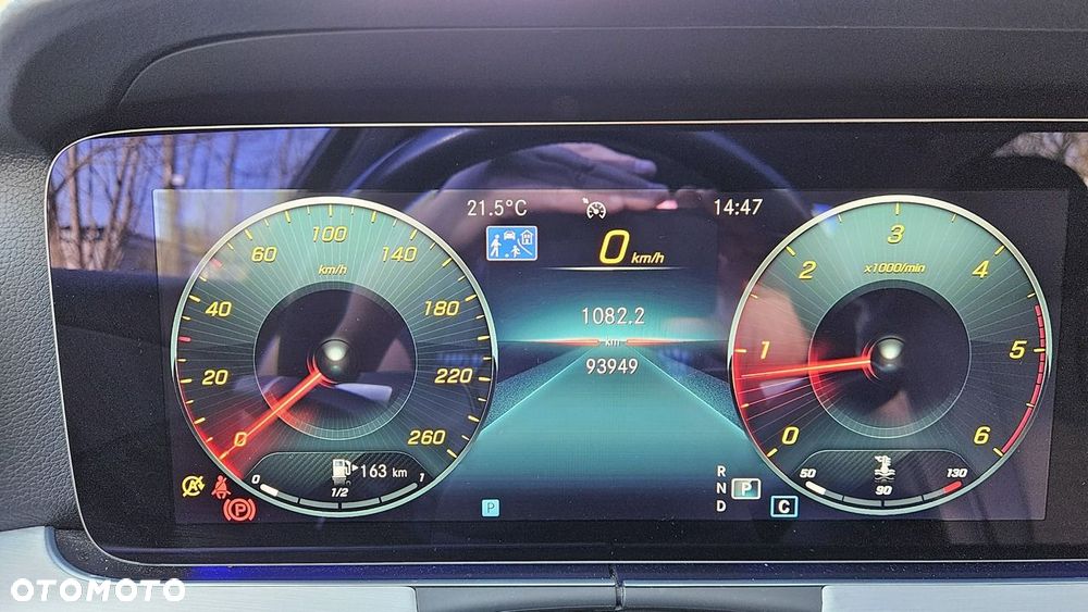 Mercedes-Benz Klasa E 200 d 9G-TRONIC Night Edition - 20