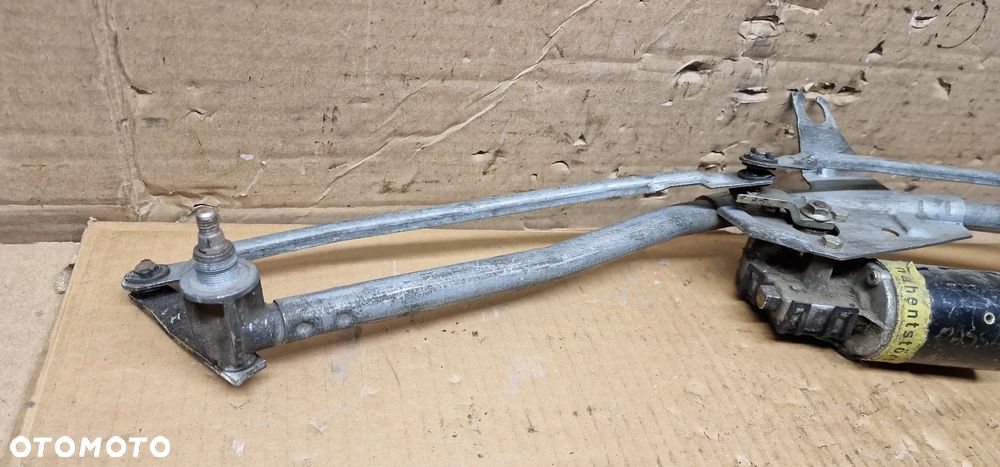 Mechanizm wycieraczek przód przedni VW Passat B4 0390241108 357955113C - 2