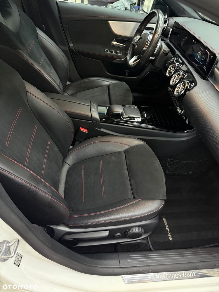 Mercedes-Benz CLA 200 AMG Line 7G-DCT - 8