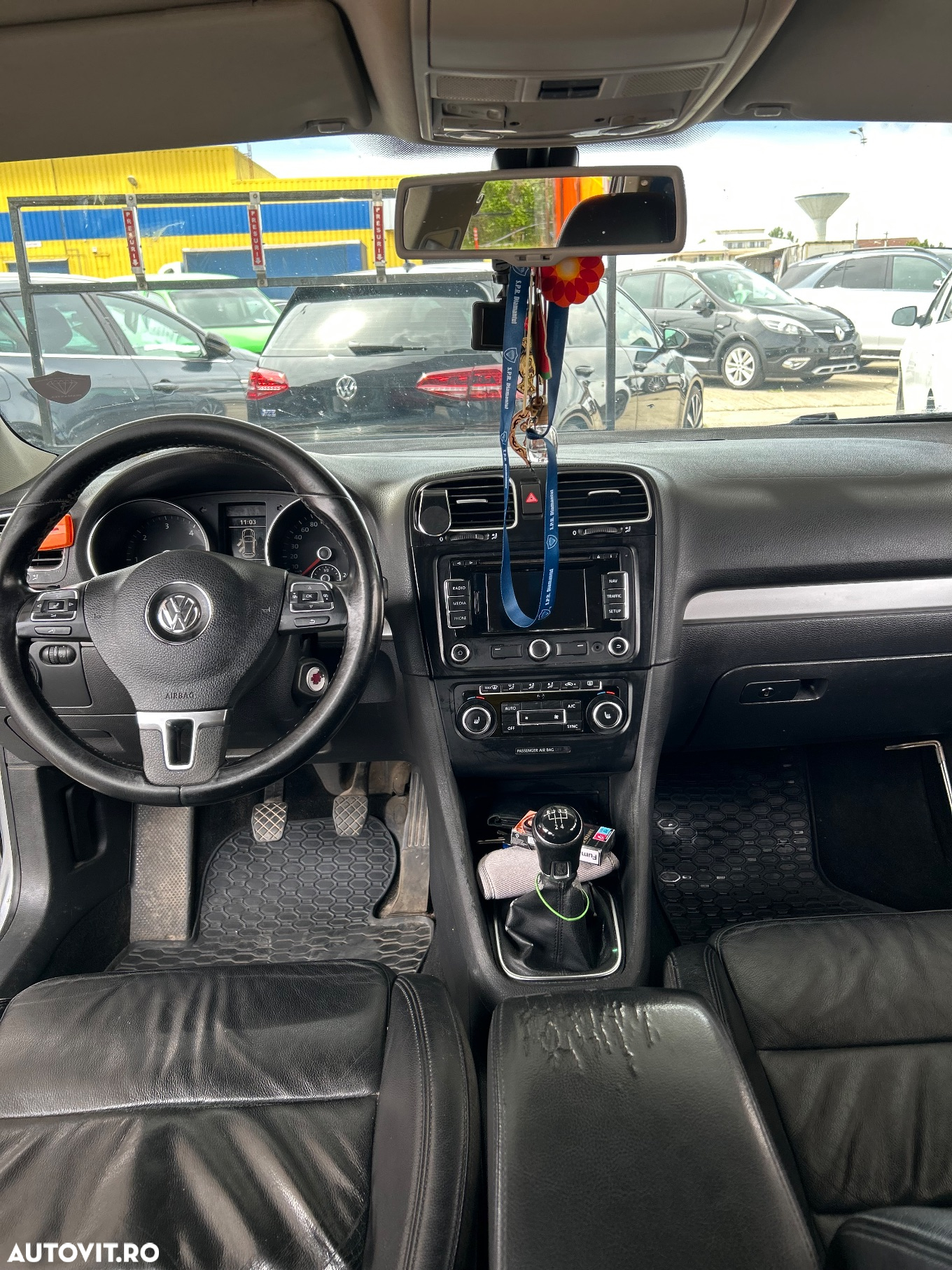 Volkswagen Golf 1.6 TDI DPF 4M BMT Highline - 7