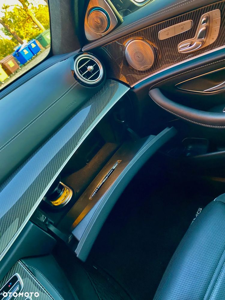 Mercedes-Benz Klasa E AMG 63 S 4-Matic+ - 13