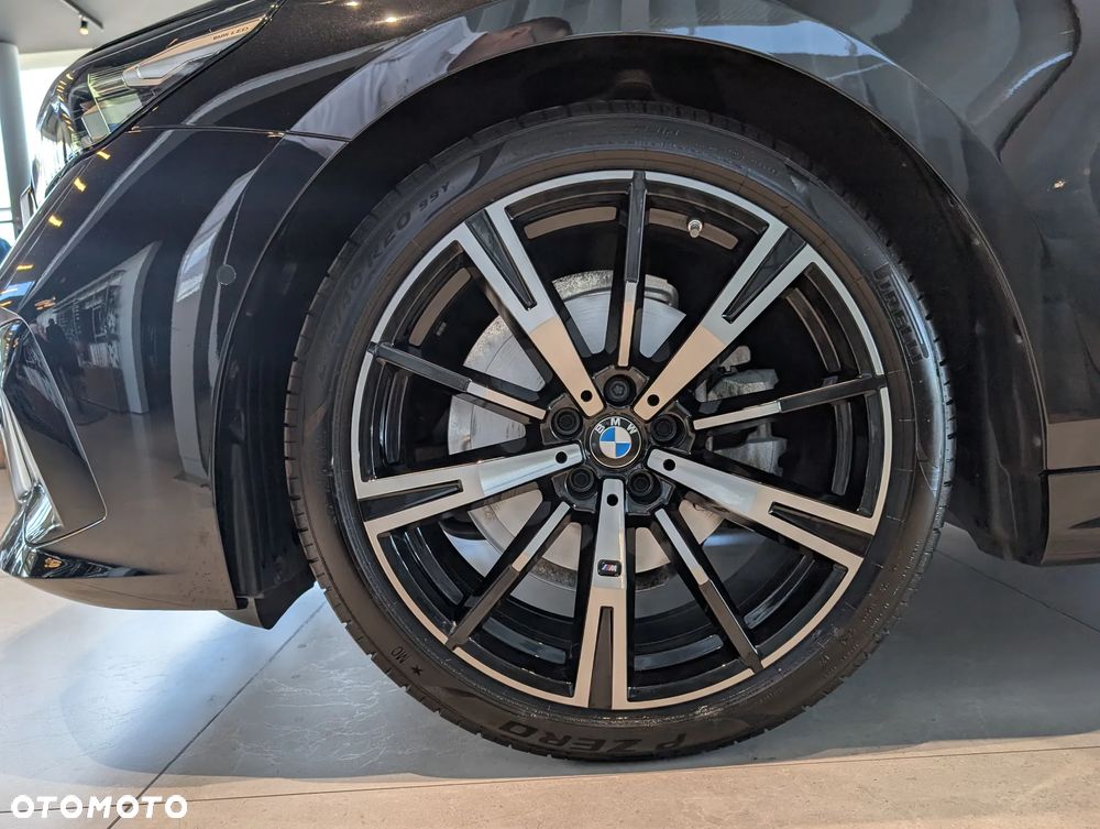 BMW Seria 5 520d mHEV - 8