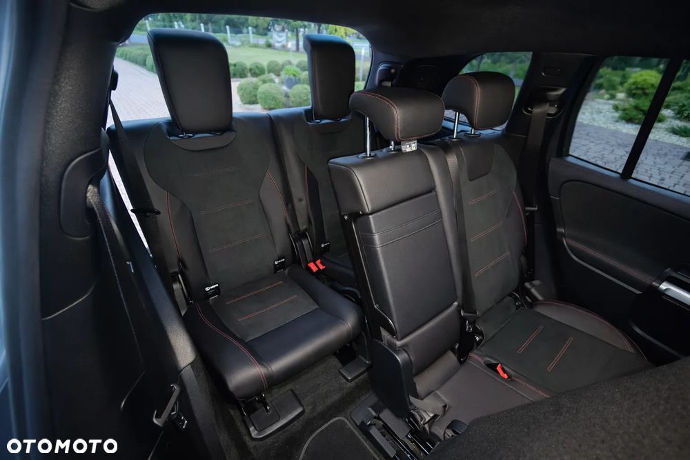 Mercedes-Benz GLB 250 4-Matic AMG Line 8G-DCT - 13