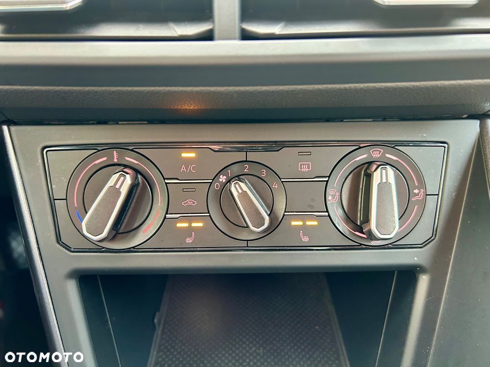 Volkswagen Polo 1.6 TDI SCR DSG Highline - 16