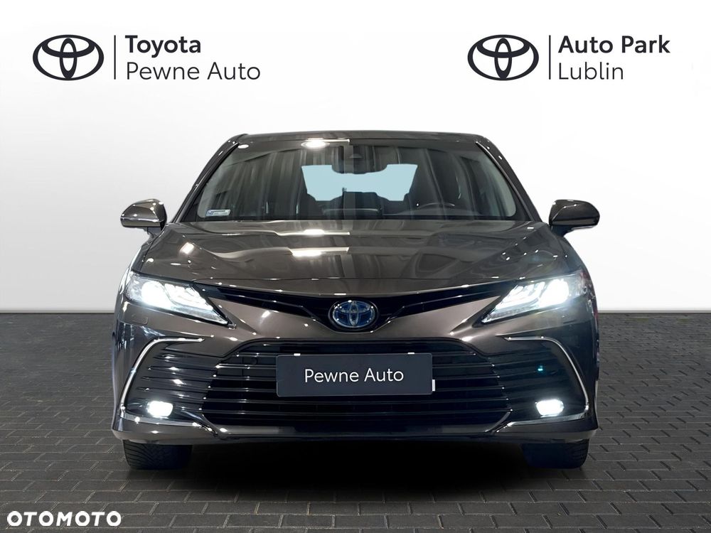Toyota Camry - 8