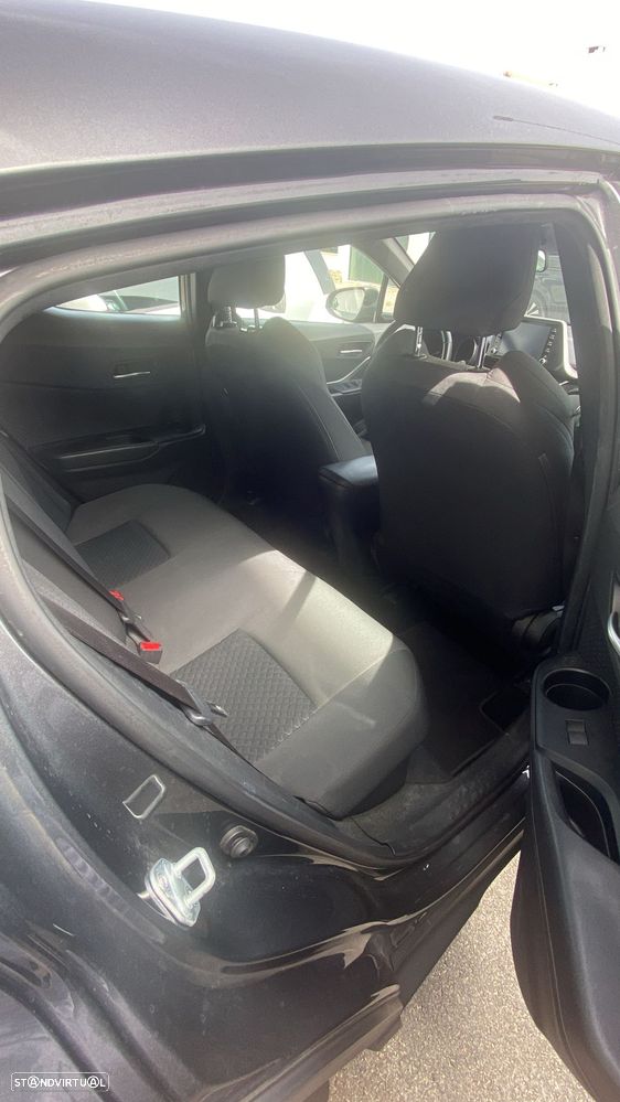 Toyota C-HR 1.8 Hybrid Comfort - 4