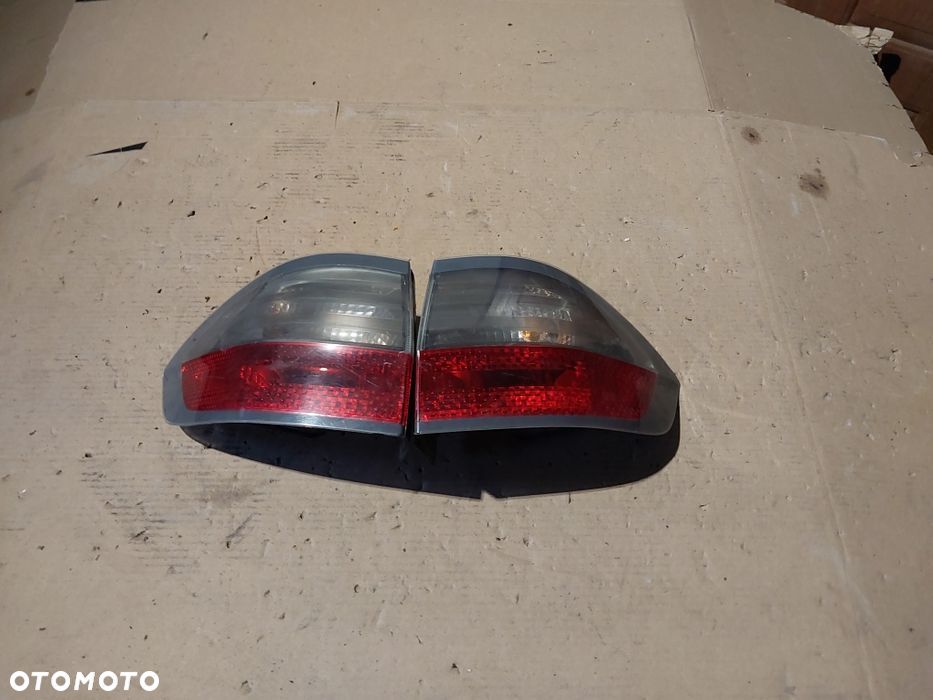 Ford S Max tylna lampa lewa prawa tył wkład lampy żarówek