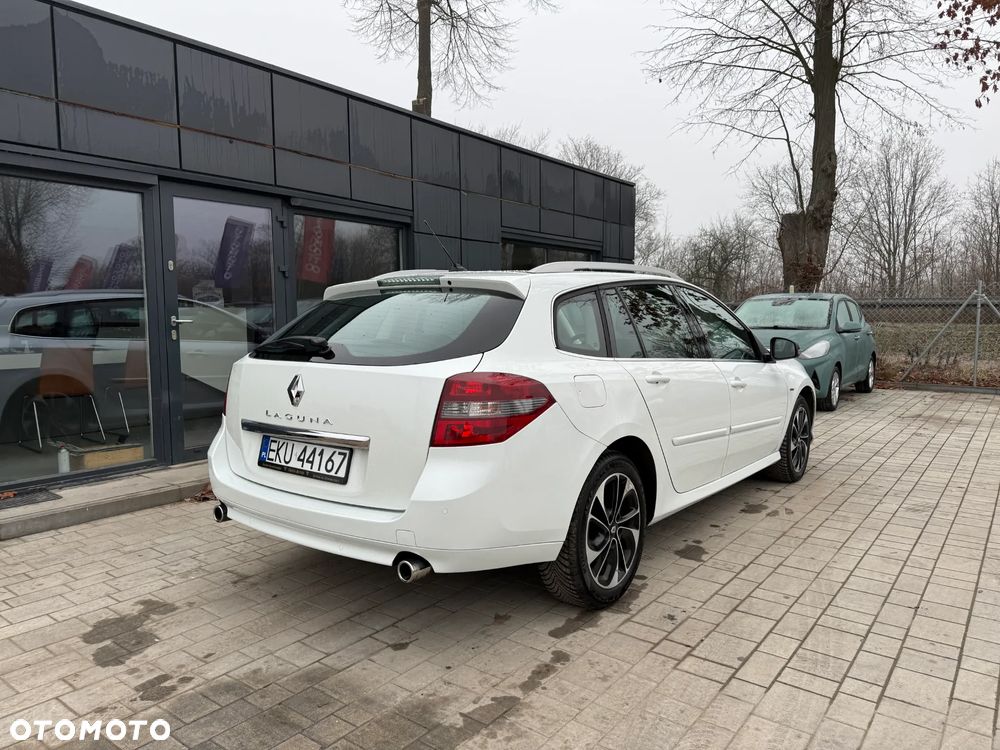 Renault Laguna dCi 110 FAP EDC Bose Edition - 3