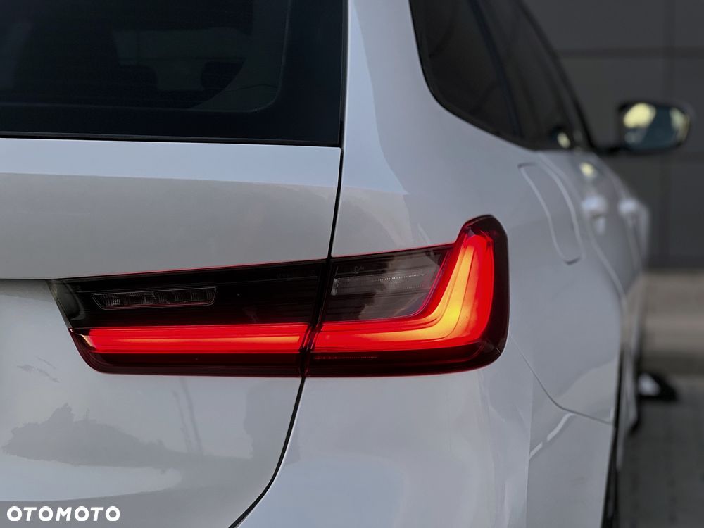 BMW Seria 3 320d Sport Line Shadow sport - 14